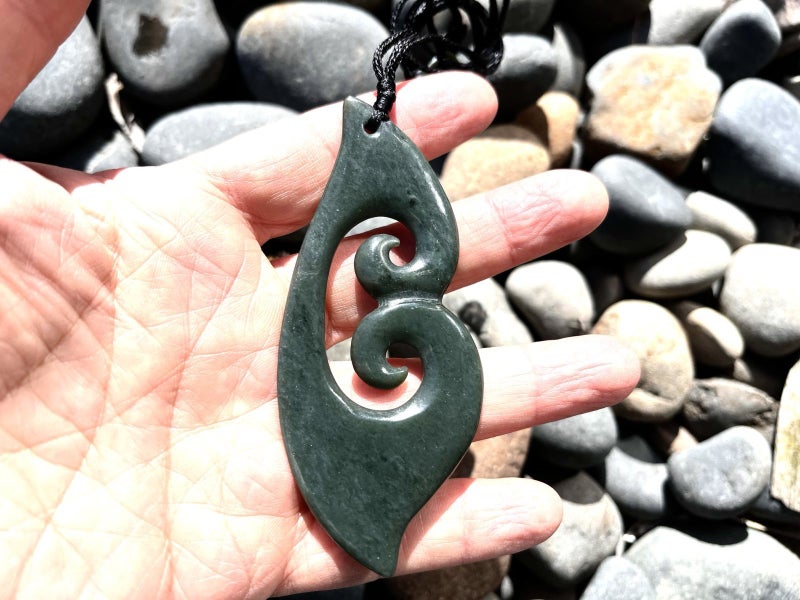 X-Large Greenstone Nephrite Jade Maori Double Koru 94mm Carousel 2