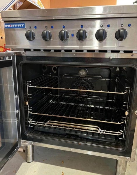 Moffat electric range , cooktop hob&oven Carousel 3