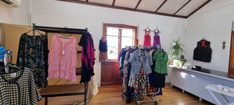 Clothing Buisness Carousel 2