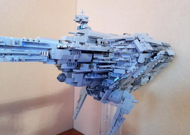 Nebulon-B Frigate - 6388 pieces - MouldKing: Space Carousel 19