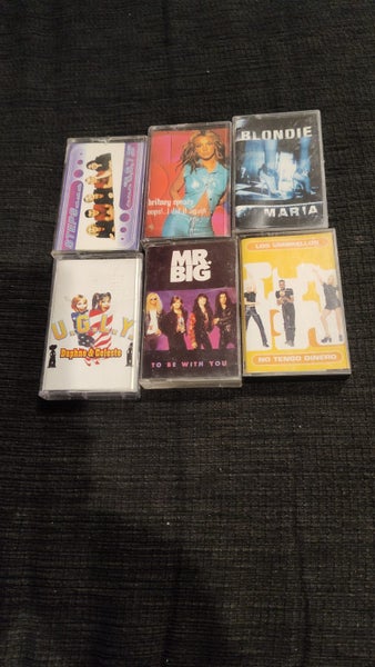 6 assorted cassette singles Carousel 1