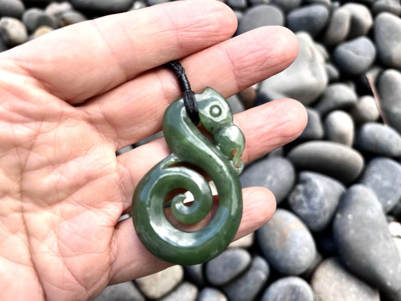 Large Greenstone Nephrite Jade Manaia #M1CS Carousel 2
