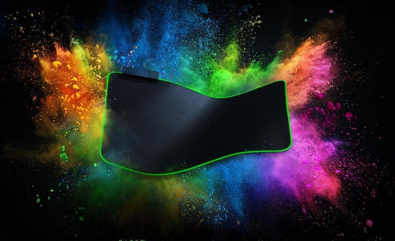 Razer Goliathus Chroma Extended - Soft Gaming Mouse Mat with Chroma - FRML Pa... Carousel 1