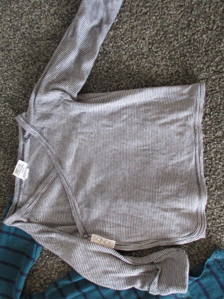 3 x BONDS size 00 tops Carousel 2