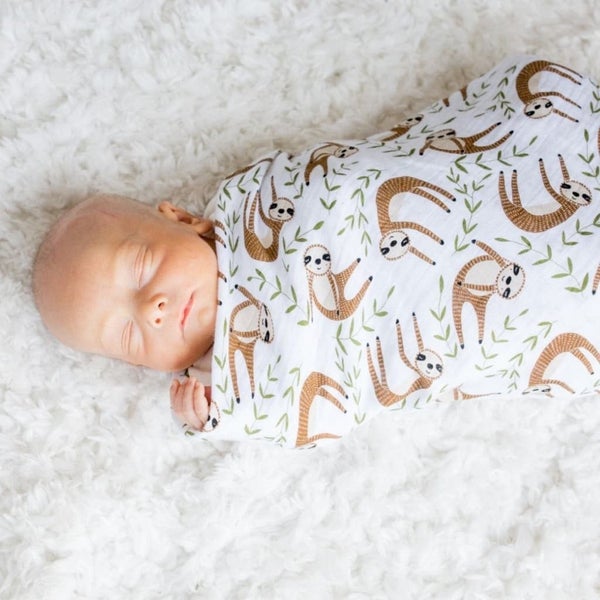 Lulujo: Muslin Cotton Swaddle - Sloth Carousel 5