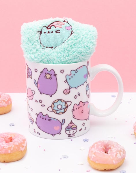 Pusheen Green Mug and Sock Gift Set (Womens) Carousel 2