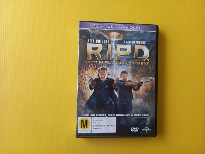 R.I.P.D. Carousel 1