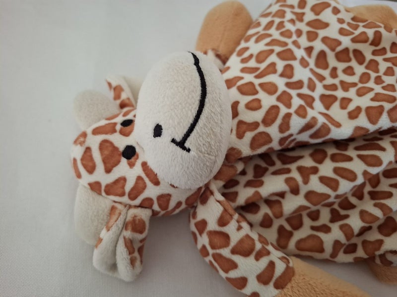 SAFARI CUDDLE SOFT TOY, IN VERY GOOD CONDITION Carousel 2
