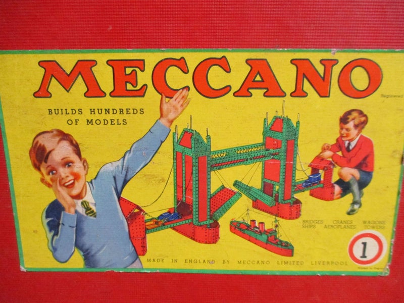 Box for Meccano Construction - and Booklets - Made in England Carousel 2