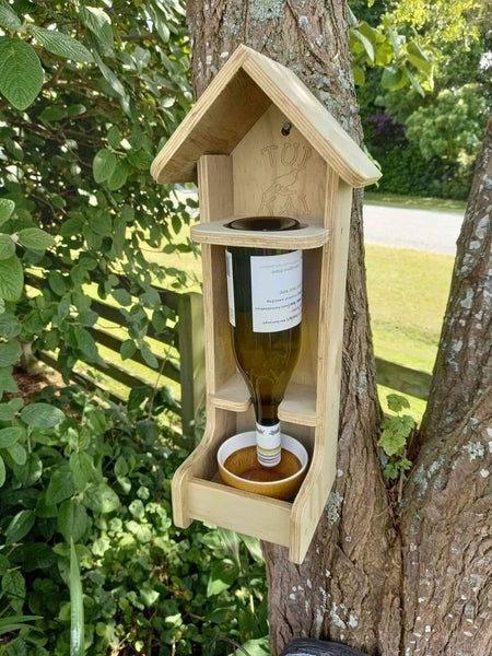 Nectar Tui bird feeder ~ Peaked roof ~ Fantastic gift idea!. Carousel 1