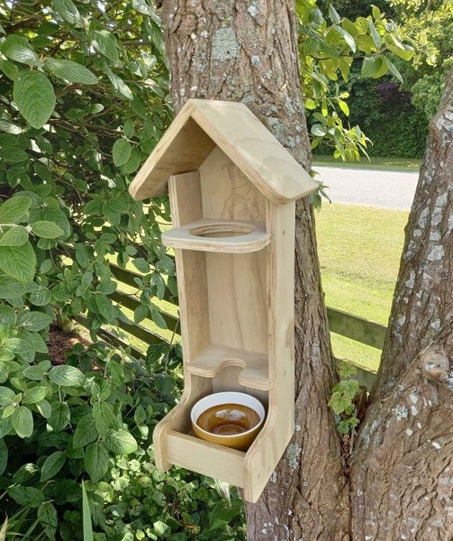 Nectar Tui bird feeder ~ Peaked roof ~ Fantastic gift idea!. Carousel 2