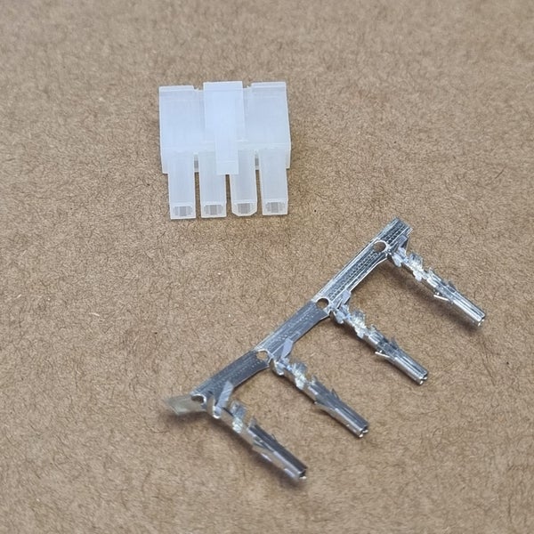 Power Supply Plug for Tait TM8000 & TM9000 radios Carousel 1
