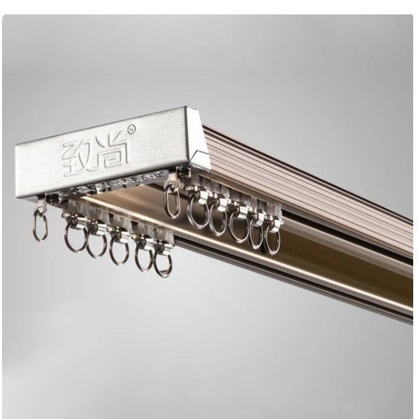 CEILING MOUNTED CURTAIN RAIL Carousel 1