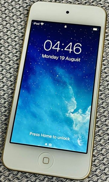 Apple iPod touch 7th Gen FREE SHIPPING Carousel 11