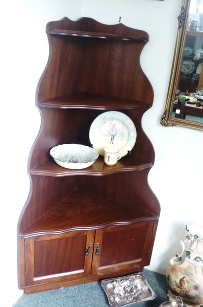 MAHOGANY CORNER WHATNOT Carousel 2