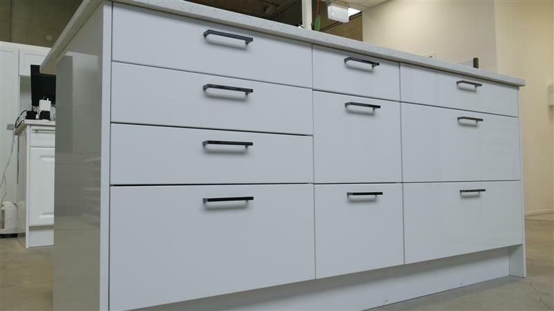 White Gloss Kitchenette Carousel 1