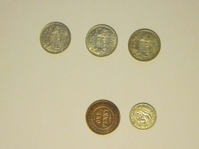 AUSTRALIAN COINS Carousel 2