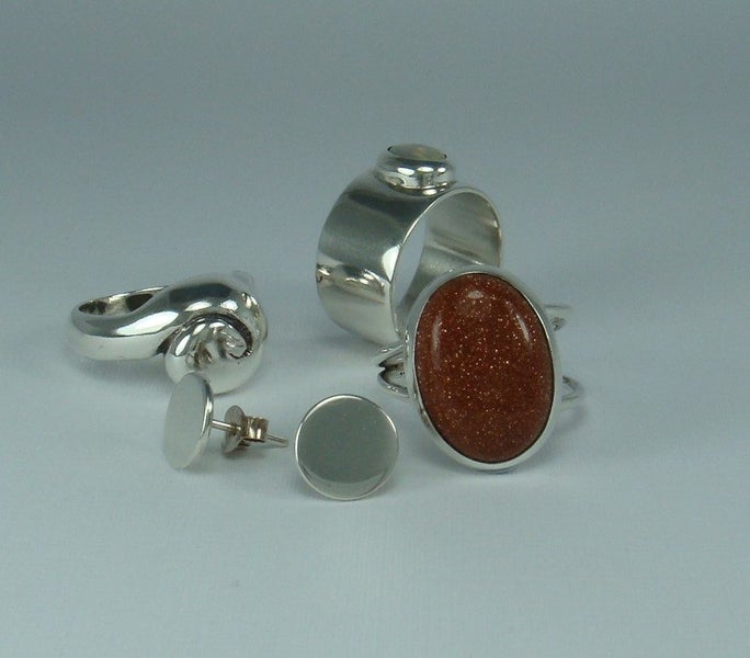 Ring | Gold Stone | nz made | size Q | 925 Sterling Silver #332 Carousel 7