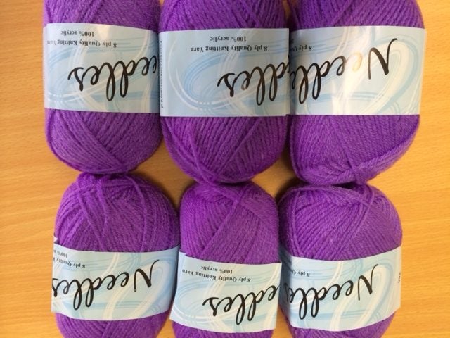 Acrylic Knitting Yarn (8 Ply) Colour 232 x 6 units Carousel 1