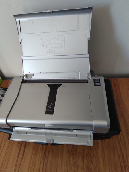 CANON PIXMA'S SILVER IP100 Carousel 2