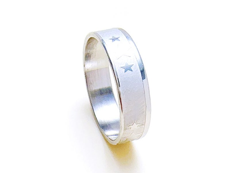 Electroplated Stainless Steel Matte Ring Carousel 2