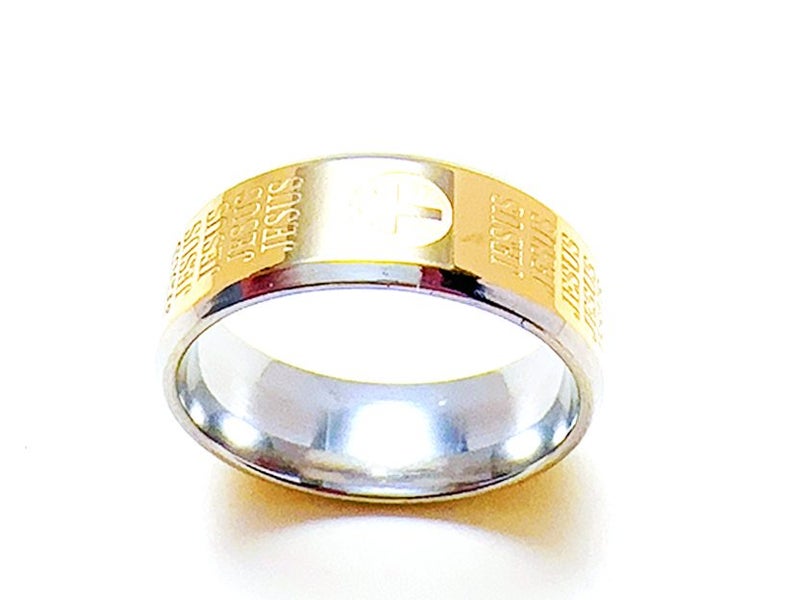 Gold Plated Stainless Steel Patterned Ring Carousel 1