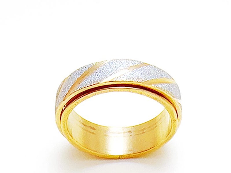 Gold Plated Stainless Steel Ring Carousel 1