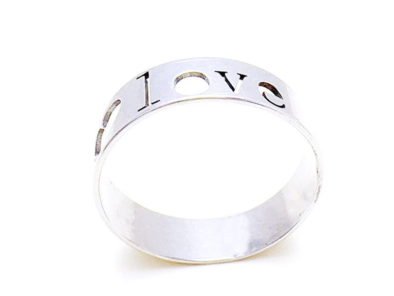 Hollow Stainless Steel Ring Carousel 2