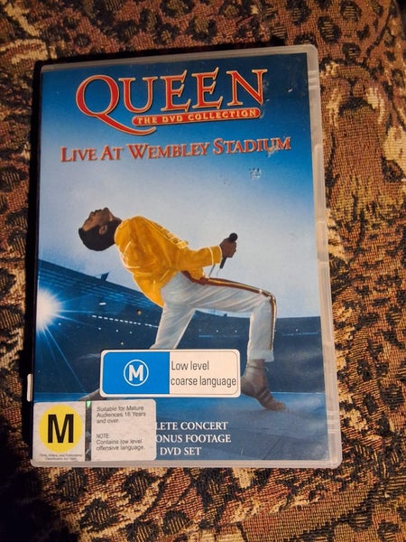 Queen - live at wembley stadium - 2 dvd set Carousel 1