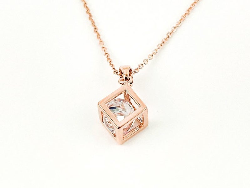 Elegant Rose Gold Zirconia Pendant Necklace Carousel 1