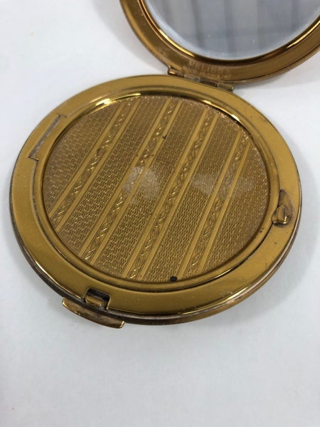 Vintage Melissa Powder Compact (18568)62931729331457114
