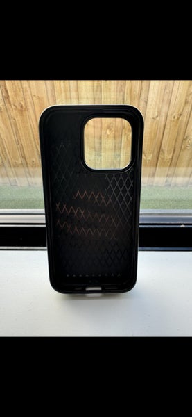 iPhone 15 pro cover Carousel 3