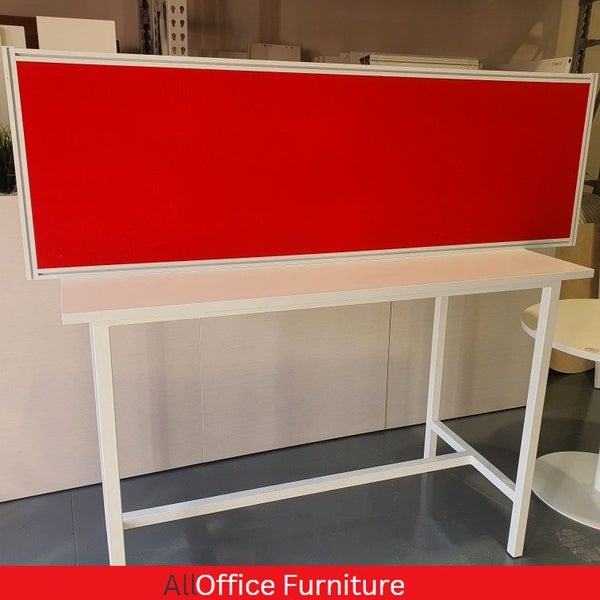 Desk Mount Partition / Desk Divider 1.8 / Desk Partition Carousel 1