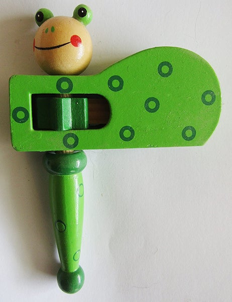 Frog wooden rattle Carousel 1