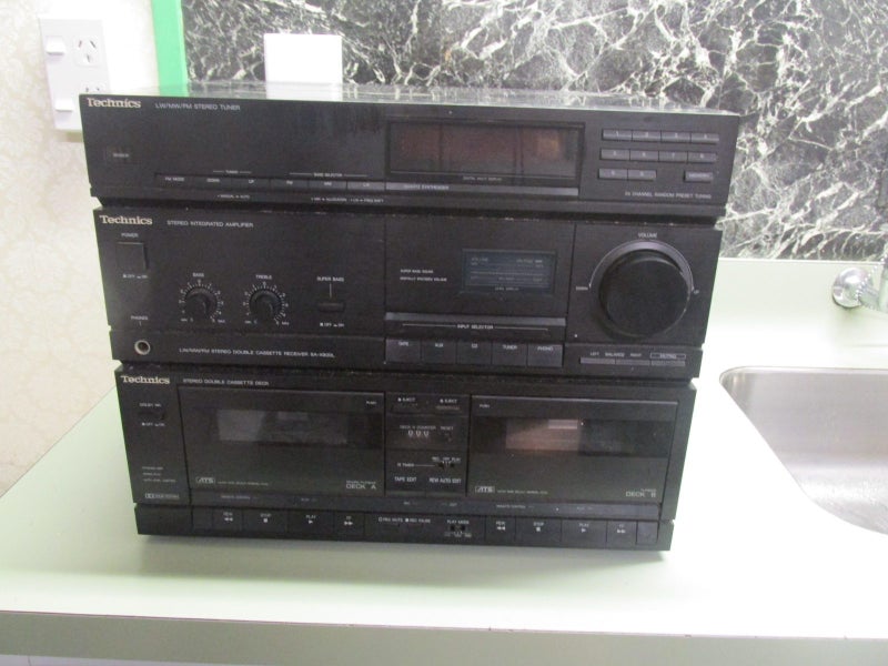 Technics SA-X900LKXL Stereo system Parts or Repair Carousel 1