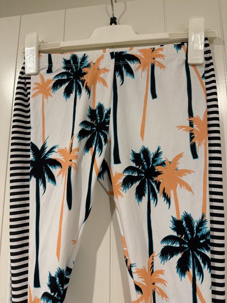 Ladies tights label Roxy $1 reserve Carousel 2