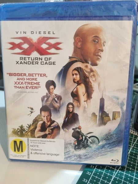 XXX RETURN OF XANDER CAGE Carousel 1