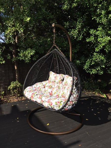 Double Hanging Rattan Swing Patio Garden Chair Weave Carousel 1