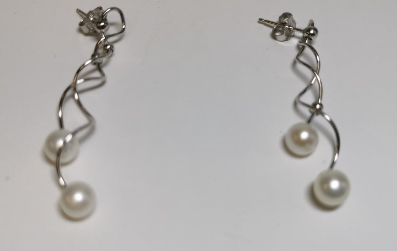 18CT WG PEARL EARRINGS 3.52GMS #B21121665-1 Carousel 1