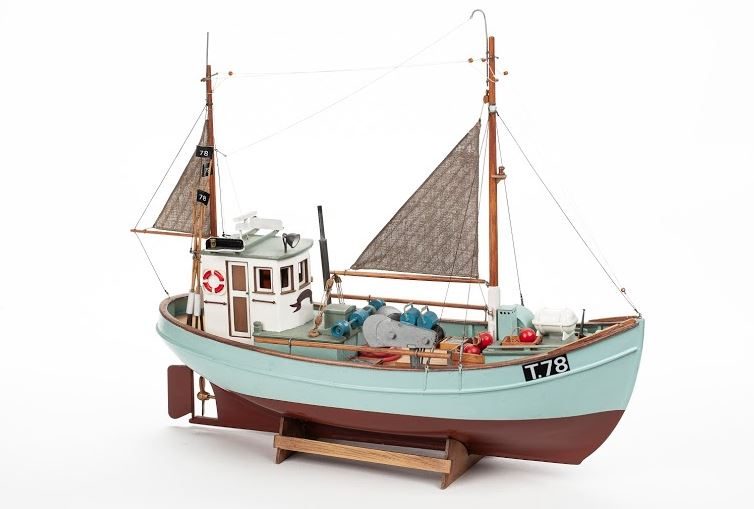 Billing Boats 1/30 BIL 01-00-0683 Havmagen Fishing Boat (Beginner) Carousel 1