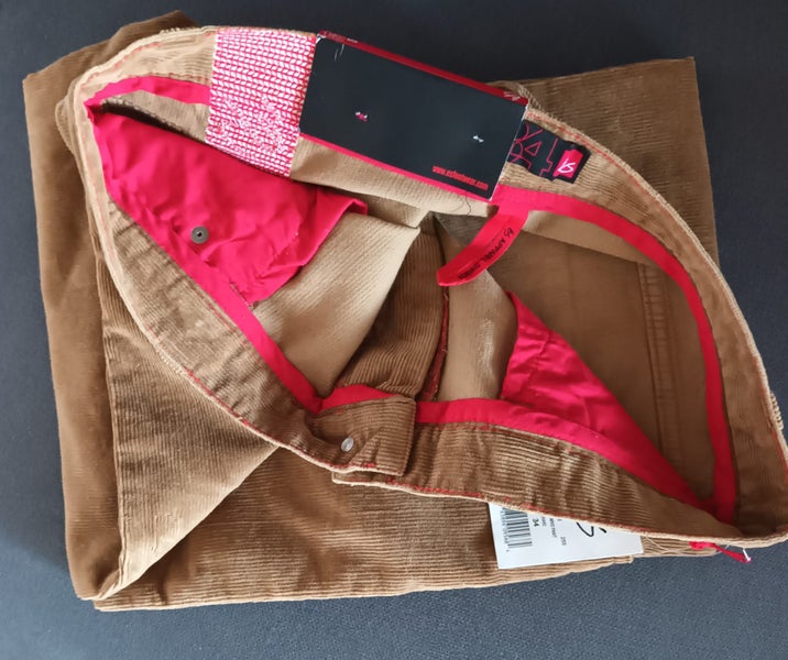 ES CLASSIC FIT, CORD, COLOR KHAKI, SIZE 34 Carousel 4
