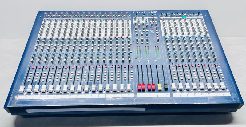 Soundcraft LX7 II With Power Cord Carousel 1