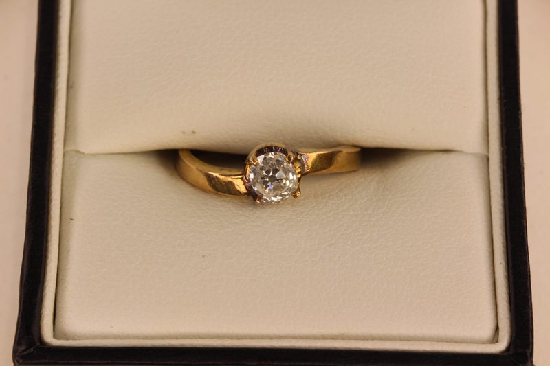 0.40CT Antique 9ct Diamond ring Carousel 8