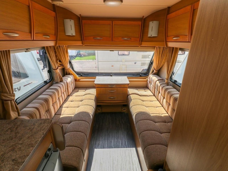 2011 Elddis Xplore 5 Berth, Lightweight, Mid Ba...64216920215682111