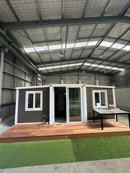 72m2 Premium 40ft Expander Home Carousel 2