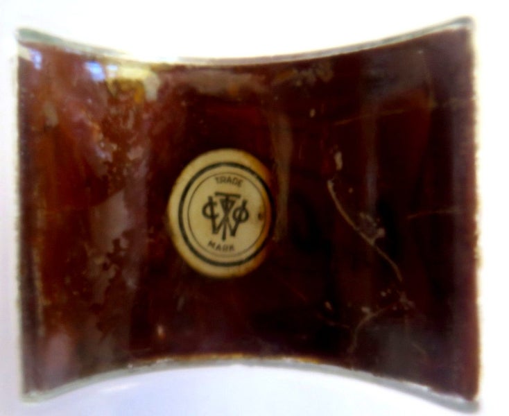 SET OF FOUR ANTIQUE FRENCH APOTHECARY BOTTLES Carousel 8
