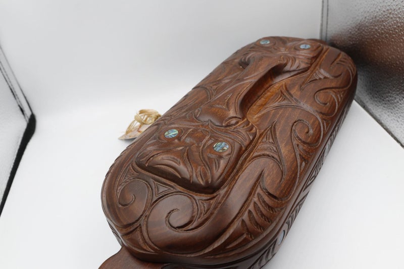 New Zealand Native Wood Wakahuia (Haehae) Carousel 15