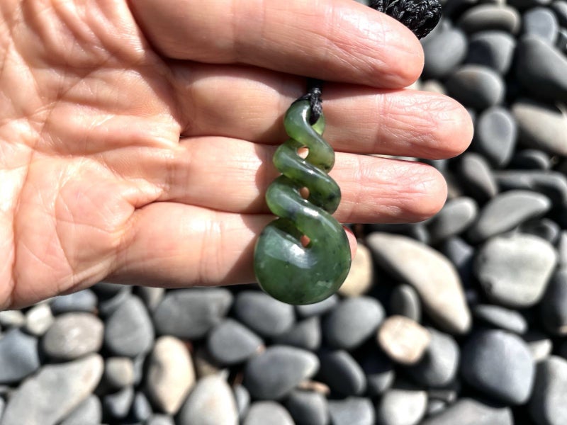 Greenstone Nephrite Jade Triple Twist #013CS Carousel 1