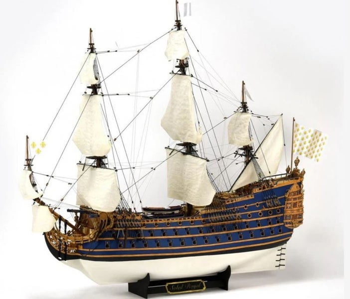 Artesania Latina 1:72 22904 Soleil Royal (King Louis XIV Warship) Carousel 1