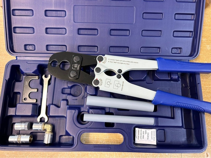 Plumbing Crimping Tool 15 and 20 MM and free fittings Carousel 1